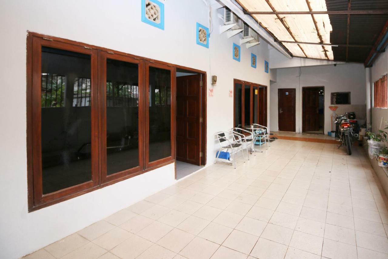 Sky Residence Sayangan Palembang Exterior photo
